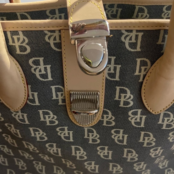 Vintage Dooney & Bourke Purse - Picture 6 of 6